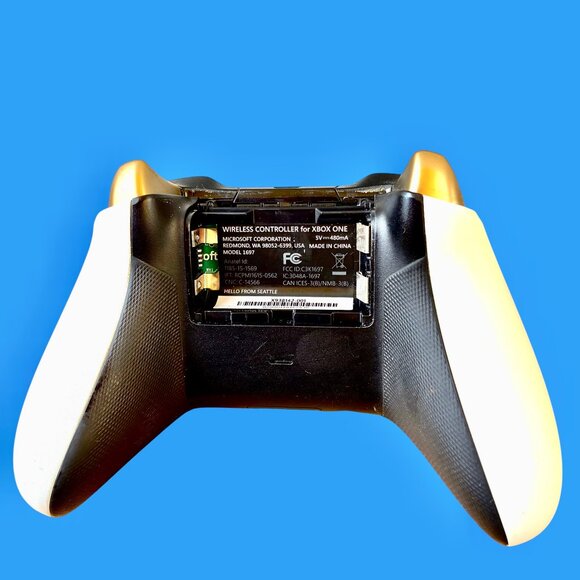 Microsoft Xbox One Wireless Controller 1697 White Tested Works - Picture 2 of 7